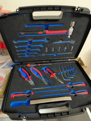 Kit Alat Non Ferrous Hitam untuk Perbaikan MRI Scanner Black Case Case Color Hitam
