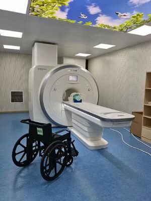 Kursi roda non-magnetik dengan kapasitas beban 120 kg, roda karet non-magnetik dan roda universal untuk lingkungan MRI