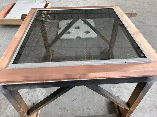 Bingkai Aluminium Ringan Jendela Terlindung RF dengan Efektivitas Pelindung 100 dB dan Ukuran Khusus