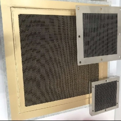 Tinplate / Brass Frame Honeycomb Waveguide Air Vents Untuk Ruang Pengujian Emc Faraday Cage